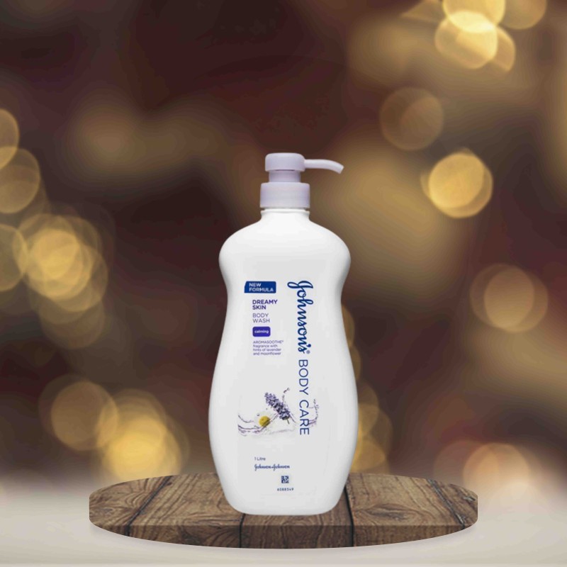 Johnson's Body Care Dreamy Skin Lavender and Moonflower Scented Body Wash 1 L